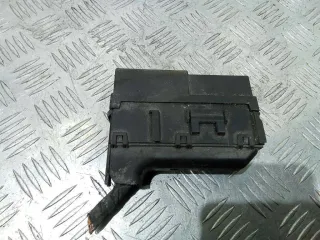 8200220647 Блок предохранителей Renault Clio 3 Арт 2_28933, вид 2