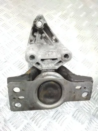 Подушка крепления двигателя Nissan Note E11 2006г. 8200131305 - Фото 3
