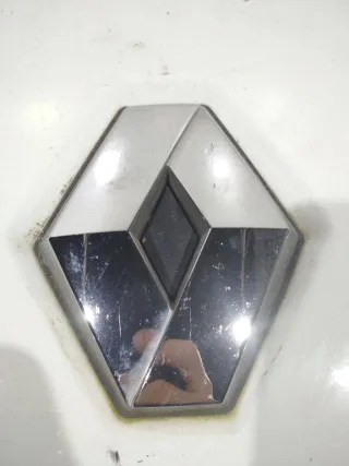  Эмблема Renault Clio 3 Арт 2_22640