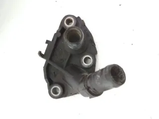 8200337841,800386710 Фланец (тройник) системы охлаждения Renault Megane 2 Арт 2_15433, вид 1