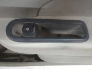  Кнопка стеклоподъемника переднего правого Renault Twingo 2 Арт 2_13722, вид 1