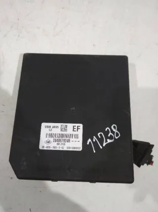 284B67924R Блок предохранителей Renault Scenic 3 Арт 2_11238, вид 1