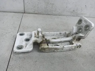 A9067400037 Петля двери задней левой Mercedes Sprinter W906 Арт 29-6-85