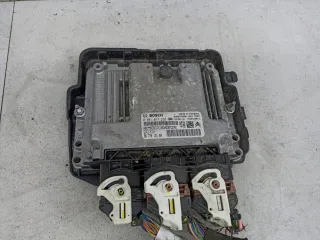 9677013180,9666729580 Блок управления двигателем Peugeot 308 1 Арт 37-216