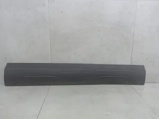 8U0853960 Молдинг двери передней правой Audi Q3 1 Арт 29-20-37