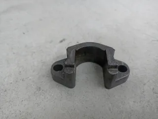 13537787215 СКОБА (КРОНШТЕЙН) КРЕПЛЕНИЯ ФОРСУНКИ BMW 3 E46 Арт 17-19-16, вид 4