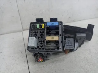 243880001R,243820003R Блок предохранителей Renault Megane 3 Арт 109-249, вид 2