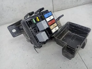 243880001R,243820003R Блок предохранителей Renault Megane 3 Арт 109-230, вид 1
