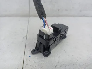 299157828 Кнопка открытия лючка топливного бака Kia Sorento 3 restailing Арт 394-1, вид 3