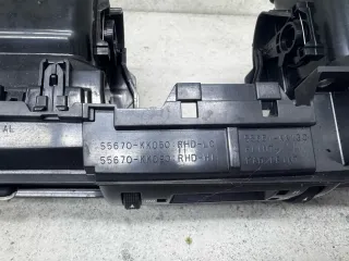 55670KK050 Дефлектор обдува салона Toyota Hilux 8 Арт 222-96, вид 2