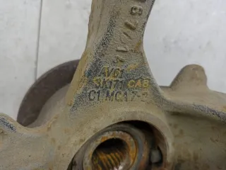 AV613K171 кулак поворотный левый Ford Focus 3 Арт 65-128, вид 4