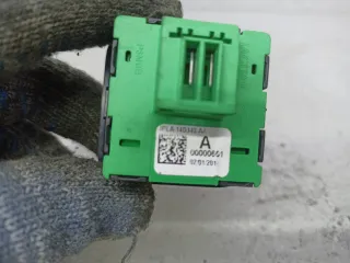 JPLA14D340AA ручка ( кнопка ) складывания сиденья Land Rover Range Rover 4 Арт 1132-1, вид 7