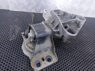 Подушка крепления двигателя Renault Logan 1 2006г. 8200592642,8200728479 - Фото 2