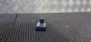 L0214281 Крепление (крючок) солнцезащитного козырька Land Rover Range Rover Sport 2 Арт 243-3-3, вид 1