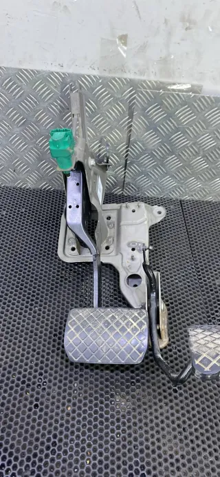 7H2723143 Узел педальный (блок педалей) Volkswagen Transporter T5 Арт 406-6, вид 1