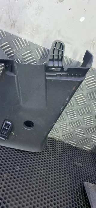 FR3B6351986 Обшивка стойки задней правой Ford Mustang 6 Арт 422-32, вид 2