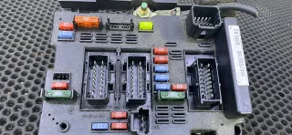 9657608780 Блок предохранителей Citroen Berlingo 2  Арт 109-87, вид 2
