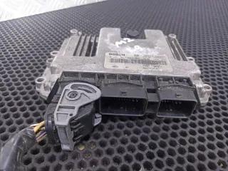 8200310863,8200370779 Блок управления двигателем Renault Megane 2 Арт 37-54, вид 3