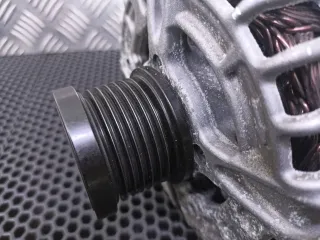 231001993R Генератор Nissan X-Trail T32 Арт 17-2-44, вид 3