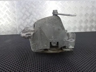 8200269695 Кронштейн двигателя Renault Clio 3 Арт 17-65-7, вид 4