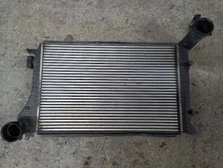 1K0145803R Интеркулер Volkswagen Golf 5 Арт 3_1992, вид 2