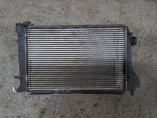1K0145803R Интеркулер Volkswagen Golf 5 Арт 3_1992, вид 5
