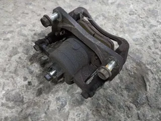 5510168L00 Суппорт передний правый Suzuki Swift 4 Арт 3_1718, вид 3