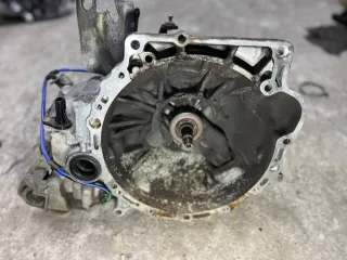 FC2303000 КПП механическая (МКПП) Mazda 3 BK Арт 3_1689, вид 1