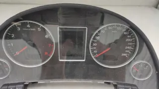 8E0920931E Щиток приборов (приборная панель) Audi A4 B7 Арт e9849029, вид 3