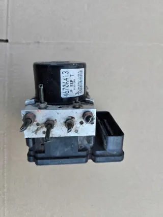 4670A413 Блок ABS Mitsubishi Lancer 8 Арт e10617237, вид 1