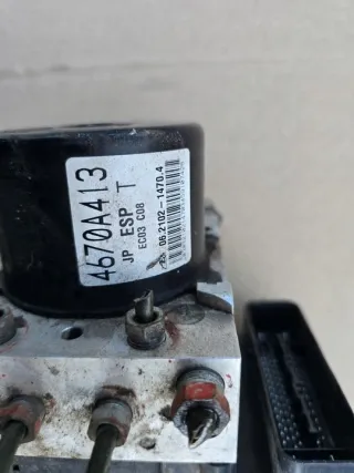 4670A413 Блок ABS Mitsubishi Lancer 8 Арт e10617237, вид 3