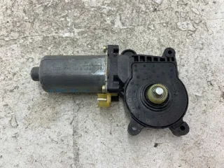 0130821672 Моторчик стеклоподъемника Mercedes A W168 Арт e10617774, вид 4