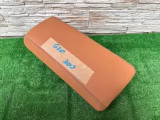  Подлокотник BMW 3 G20/G21 Арт e10621950