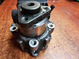 6756575 1095155 1095748 6754172 6761876 6757465 6750938 6756930 1095749 M47D20 M57D25 M57D30 Насос гидроусилителя руля BMW 3 E46 Арт e10623413, вид 6