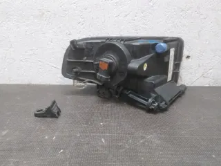8V0941699C Фара противотуманная левая Audi A3 8V Арт e10640136, вид 2