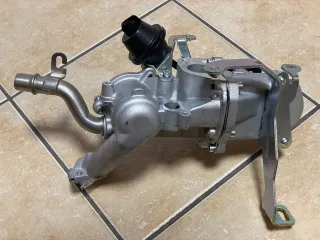 710944D Клапан EGR Peugeot 5008 Арт AL14329304707_4, вид 3