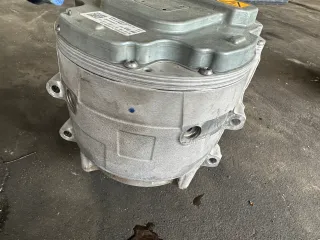 4N0903028R Генератор Audi RS4 B8 Арт AL14596729319, вид 3