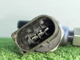 8571569,0445216051 Топливная рампа BMW 7 G11/G12 Арт 00298637, вид 5