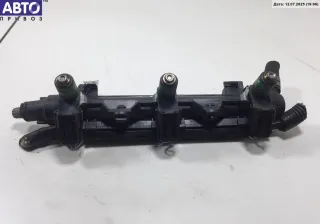 03E133320A Рампа (рейка) топливная Volkswagen Polo 4 Арт 55067640, вид 2