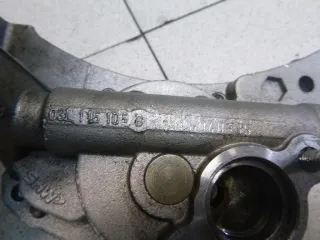 03L115105B Насос масляный Volkswagen Caddy 3 Арт AM100562230, вид 5