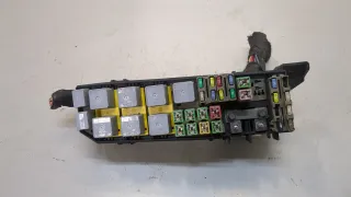 14A067,5L8Z14A068AA Блок предохранителей Ford Escape 2 Арт 20412878, вид 1