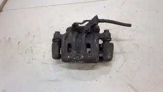 MB858405 Суппорт тормозной передний правый Mitsubishi Pajero Sport 1 restailing Арт 20412043, вид 1