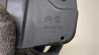 9677581780 Лючок бензобака серый Citroen C4 Grand Picasso 2 Арт 20408487, вид 4