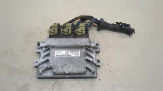 BV6112A650CNB Блок управления двигателем Ford Focus 3 Арт 20321622, вид 1