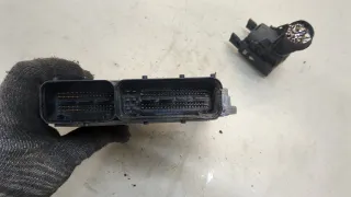 55590420,0281019088 Блок управления двигателем Opel Astra J Арт 20419059, вид 4