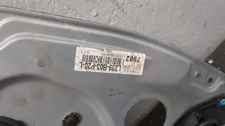 824011D010,824501D000 Стеклоподъемник левый передний Kia Carens 3 Арт 8476740, вид 2