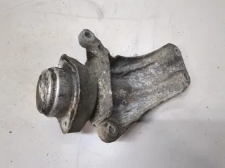 4B0399151M Подушка крепления кпп Audi A6 C6 (S6,RS6) Арт 8663272, вид 4