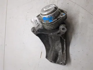 4B0399151M Подушка крепления кпп Audi A6 C6 (S6,RS6) Арт 8663272, вид 5