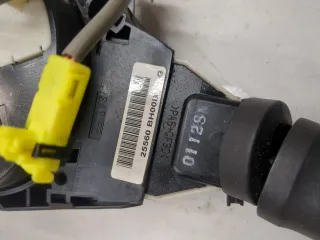 25260ED50A,255409U01B,B5567BH00A Переключатель подрулевой (стрекоза) Nissan Note E11 Арт 20343063, вид 5