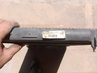 8200062691 7700434383B 868405P Радиатор (основной) Renault Megane 1 Арт e5393113, вид 3